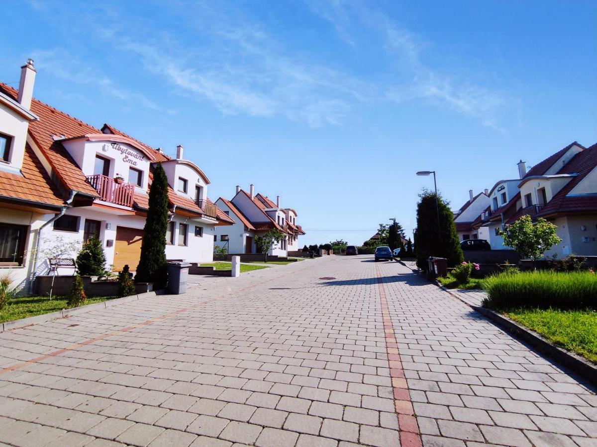 Ubytovani Ema Appartement Valtice Buitenkant foto