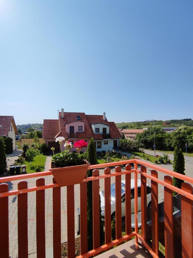 Ubytovani Ema Appartement Valtice Buitenkant foto