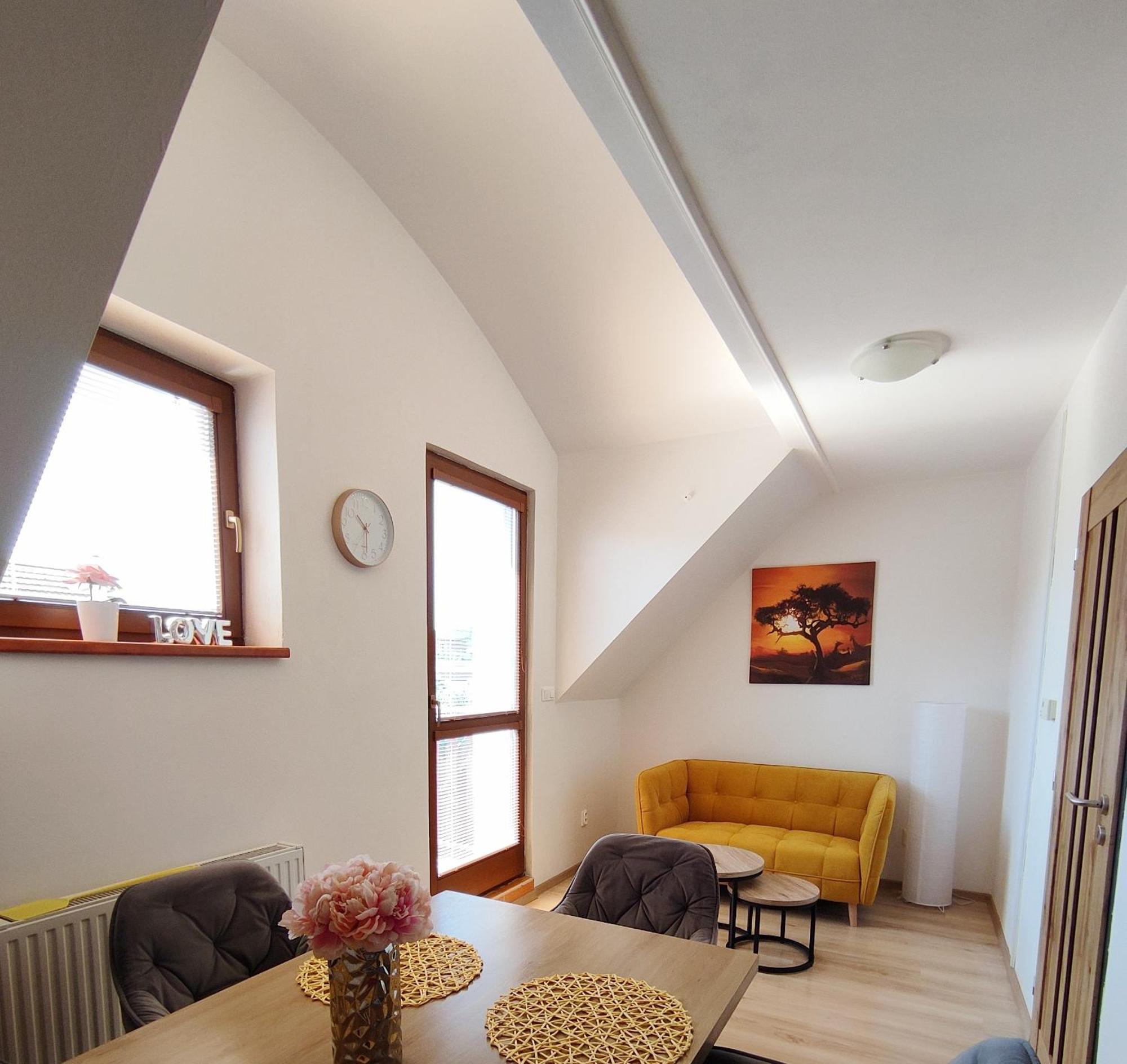 Ubytovani Ema Appartement Valtice Buitenkant foto